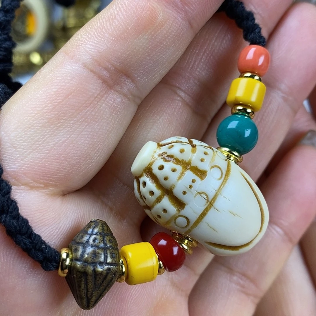 贝壳手串/手链………………………………………………