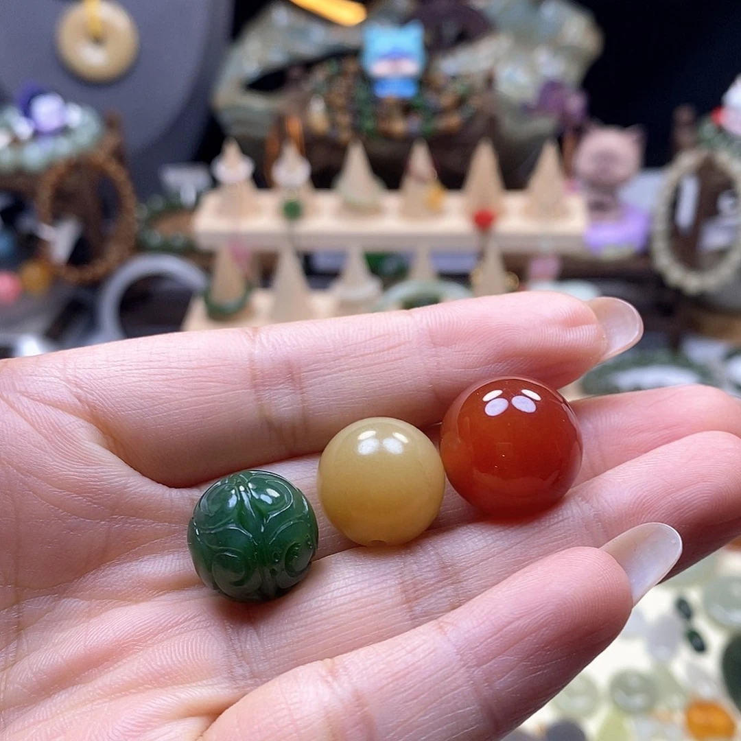 *****和田玉未镶嵌吊坠(赠链)单珠