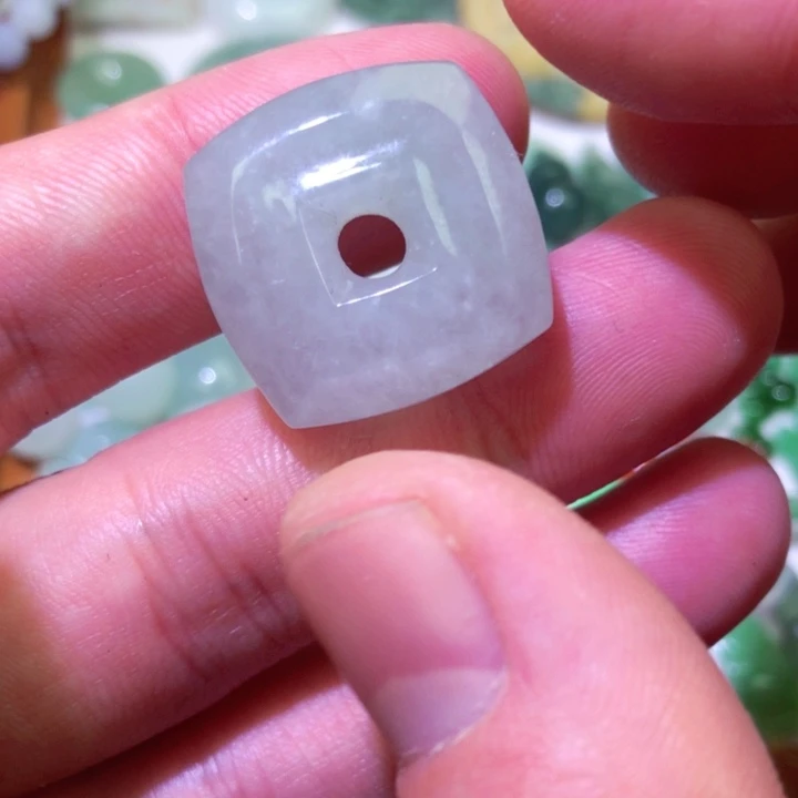 翡翠未镶嵌颈饰天然a货翡翠