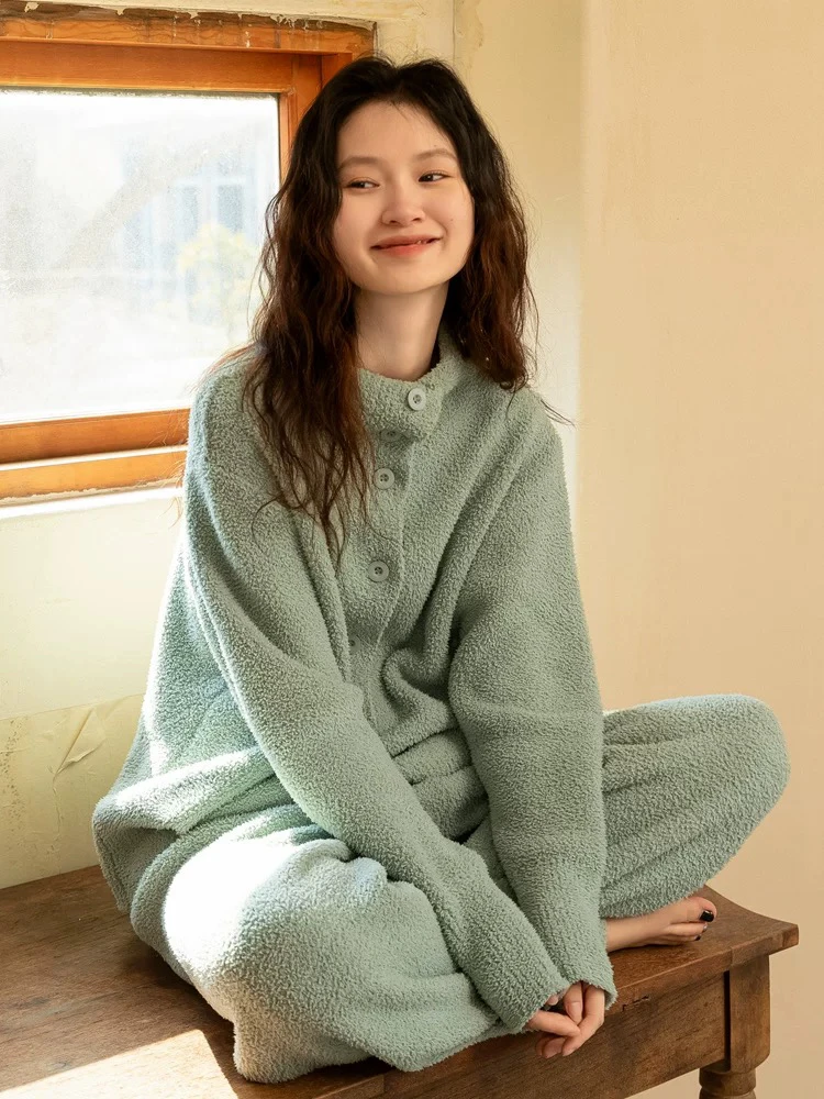 族玛士半边绒睡衣女款秋冬季2025新款家居服加厚珊瑚绒可外穿套装