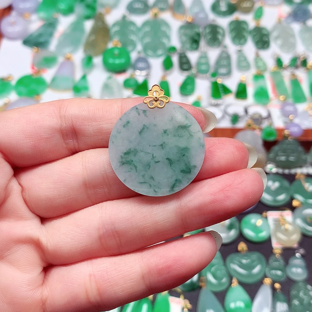 翡翠18K金镶嵌颈饰天然翡翠A货