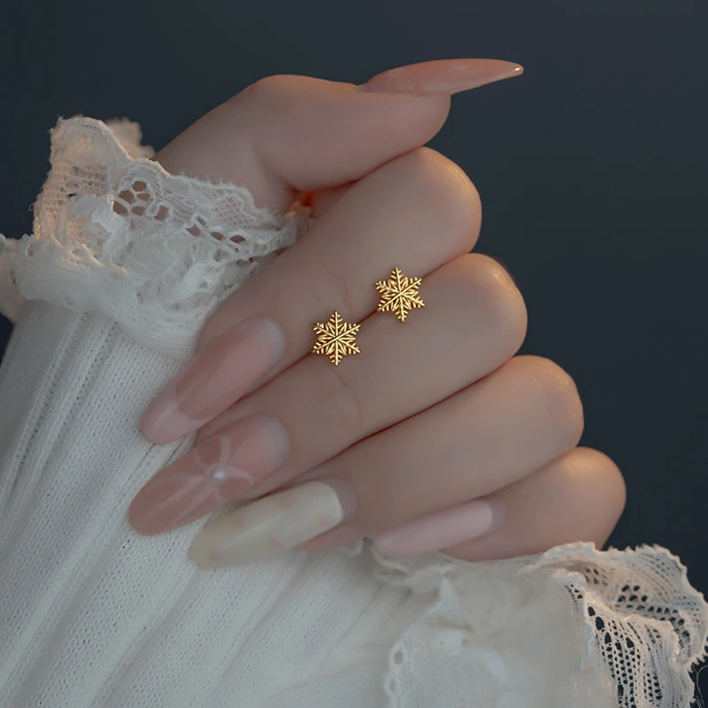 Jusong klein 铜合金耳饰 雪花耳钉女款简约小众耳环时尚气质耳饰