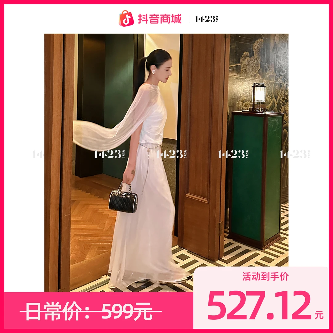 1423【星夜柔光】法式时尚百搭褶皱优雅单肩斜领设计感女装连衣裙