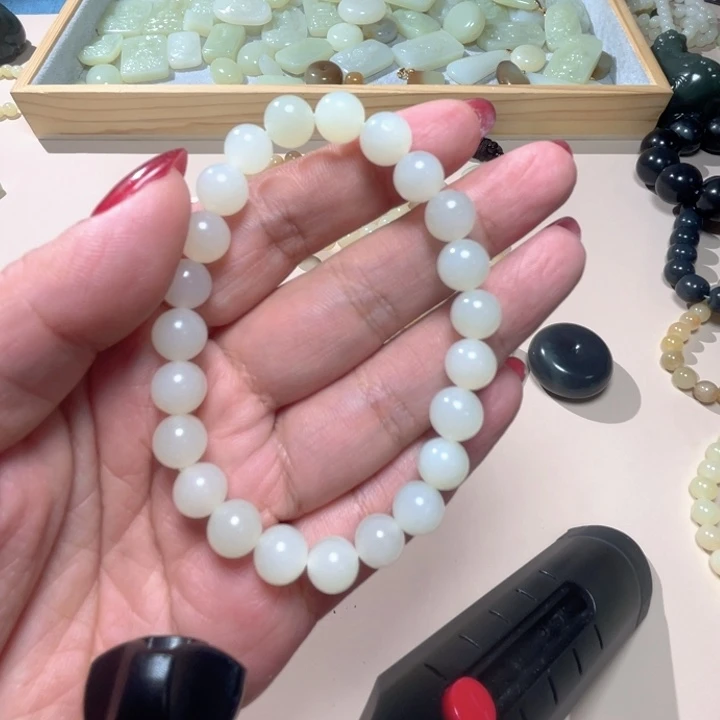 青***外未镶嵌和田玉（糖玉）珠宝半成品