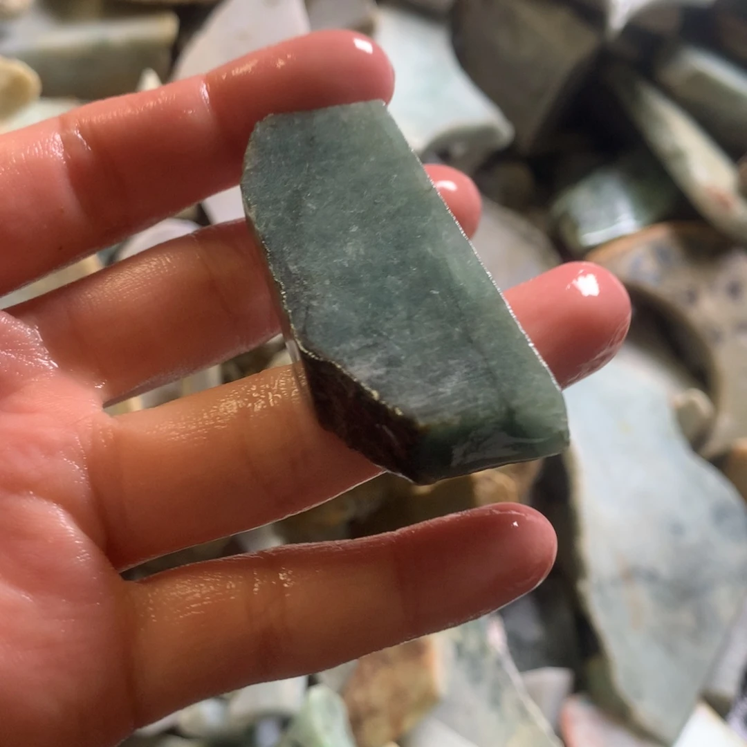 翡翠颈饰未镶嵌缅甸翡翠