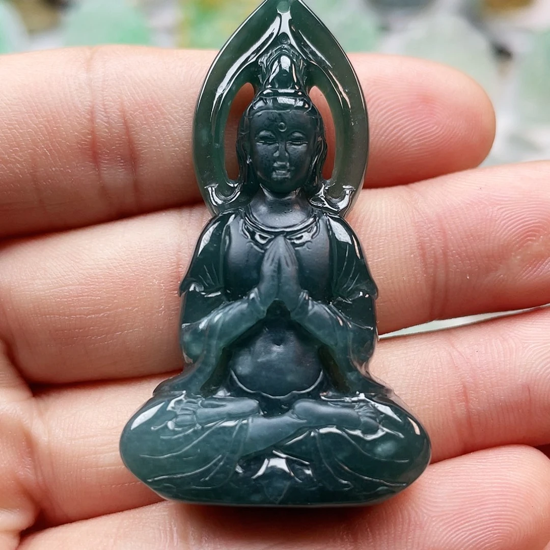 翡翠颈饰未镶嵌观音