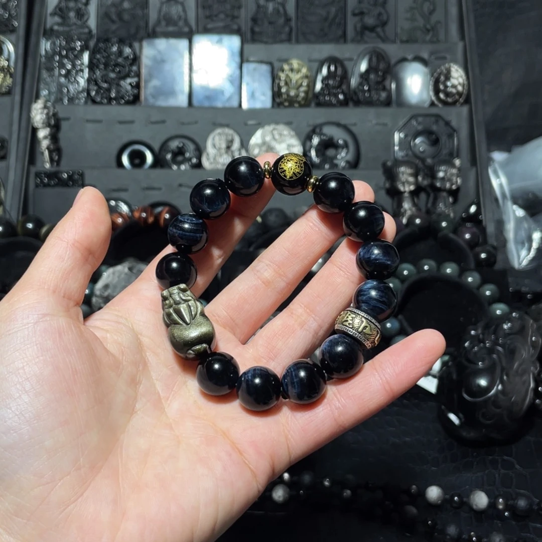 Y****黑曜岩未镶嵌珠宝奇石