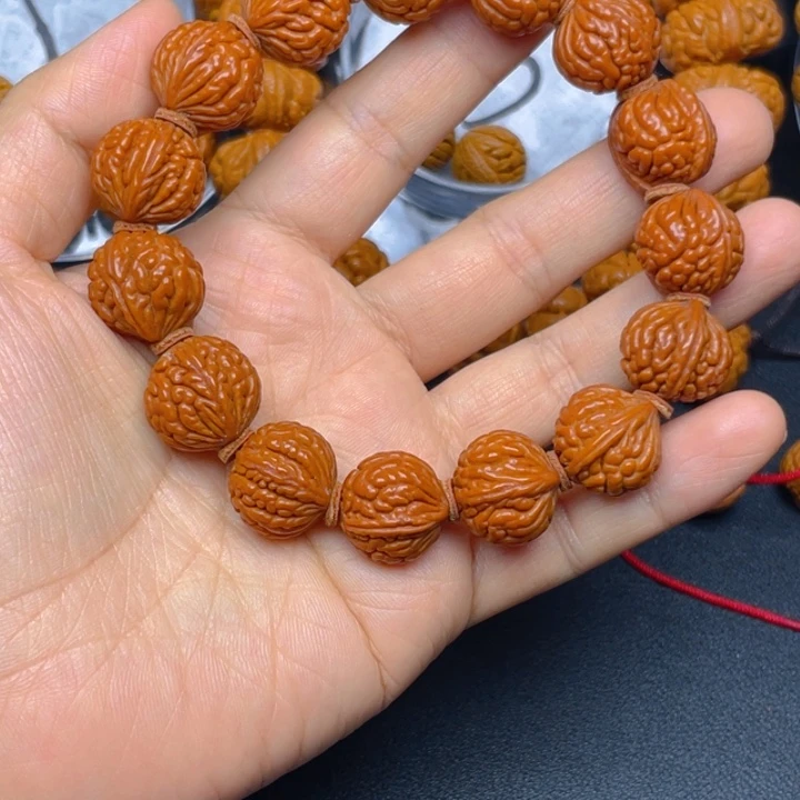 用***8桃核手串龙纹桃核手串
