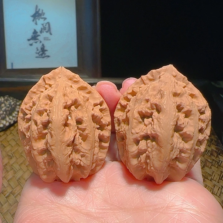 文玩核桃吊坠米子77