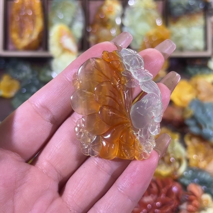 未镶嵌蛇纹石玉颈饰与*