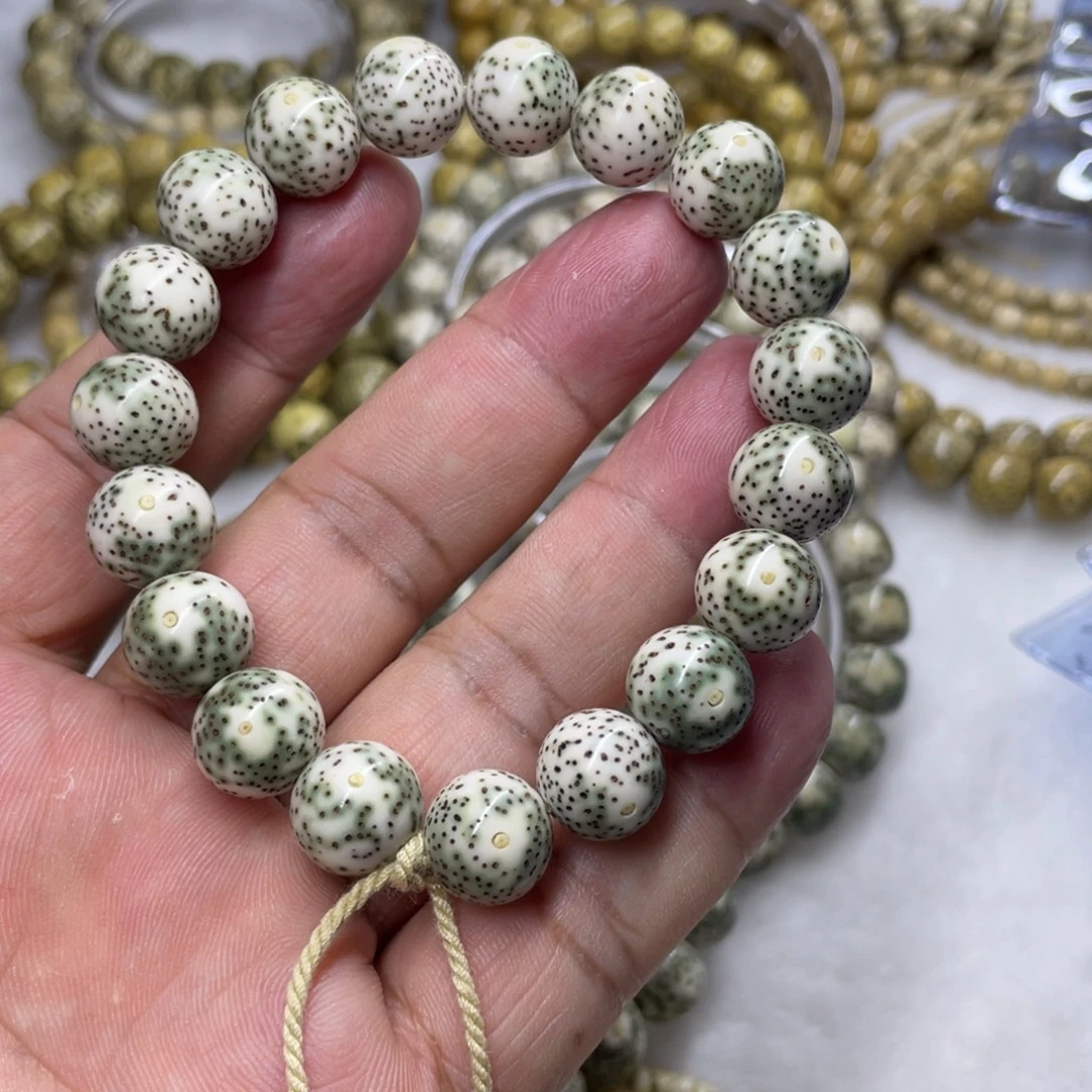 吊坠星月菩提手串