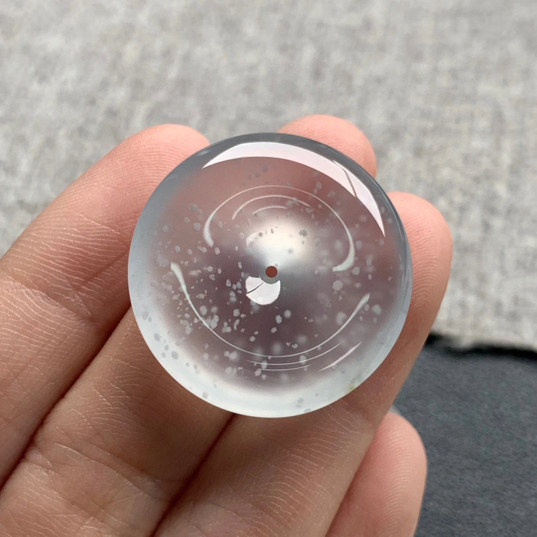 天然A货缅甸翡翠 平安扣 尺寸 : 26.6-5.8