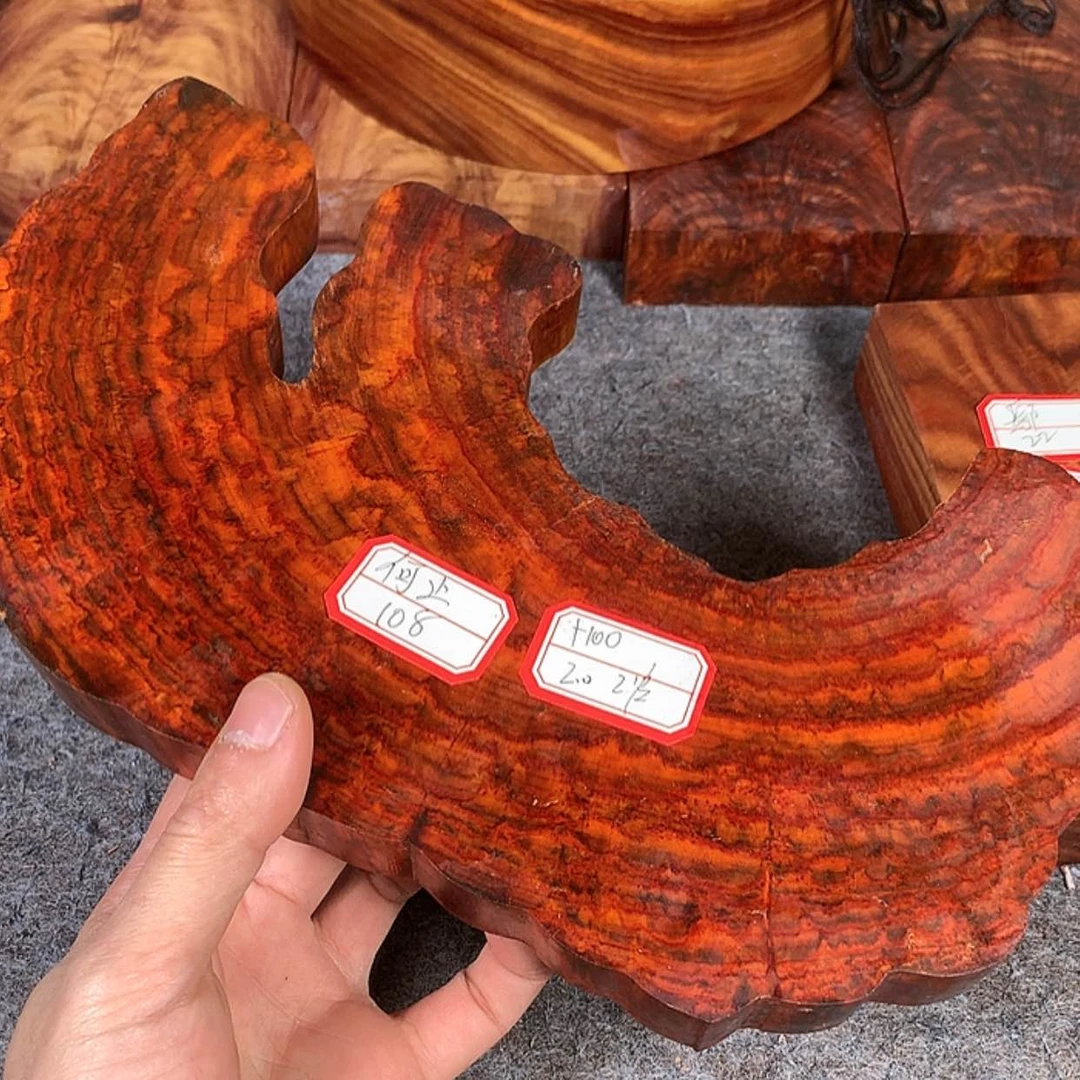 【闪购商品】黄花梨/降香黄檀何*