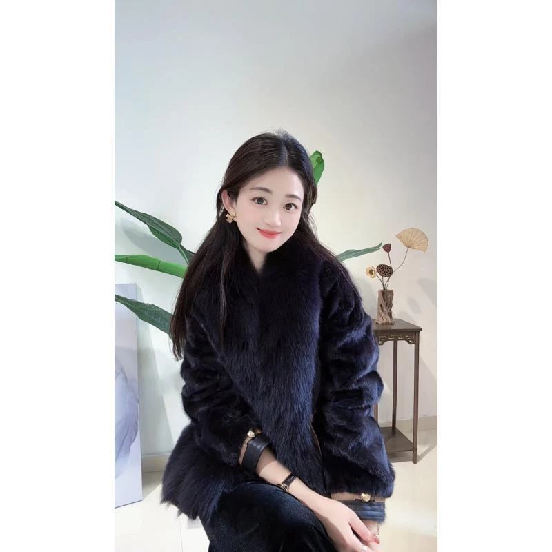 DY3165樱美嘉秋冬新款水貂鹅绒羽绒高档女士外套