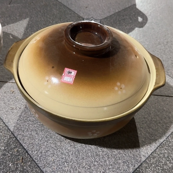 瓷片陶瓷盘子碗啥都有