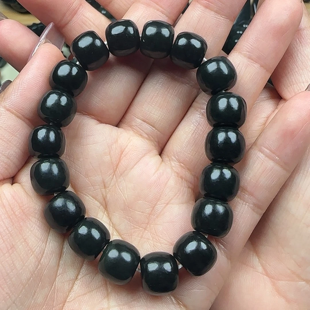 和田玉未镶嵌手串