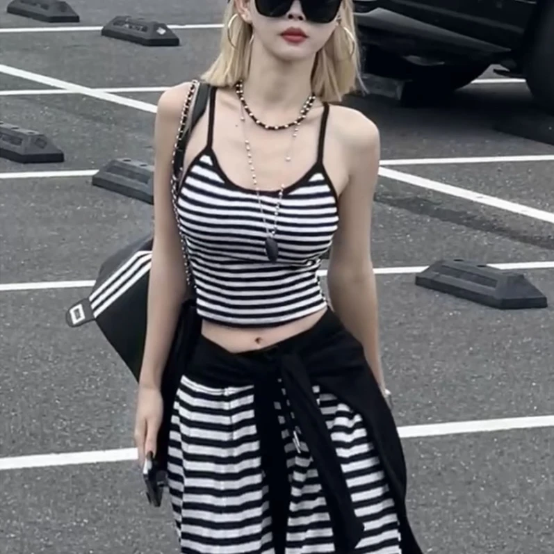 韩系慵懒通勤松弛感极简时尚上新夏季新款宽松防晒衣+吊带+裤子