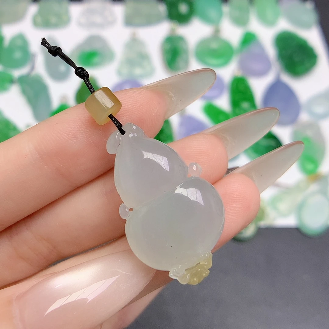 翡翠颈饰未镶嵌8888888888