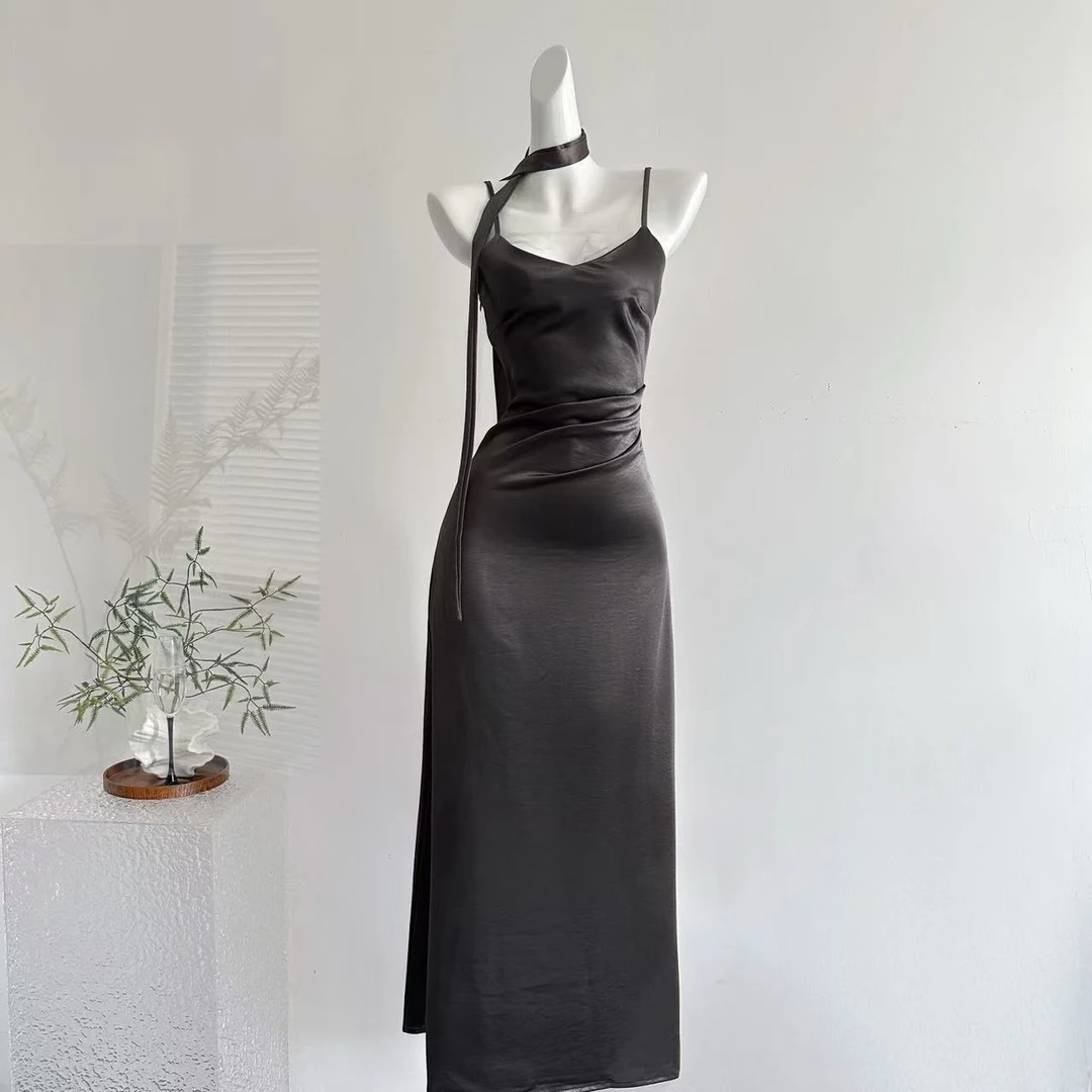 小榆百搭吊带裙缎面光泽感A字裙气质百搭长裙连衣裙