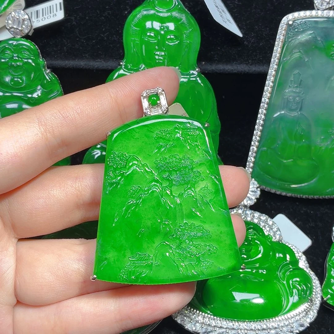 翡翠未镶嵌颈饰天然A货翡翠