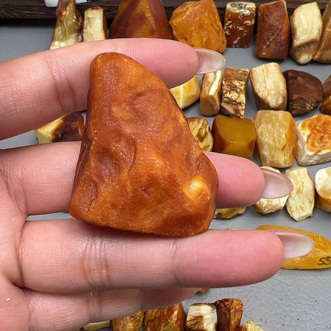阿***福定制琥珀未镶嵌蜜蜡