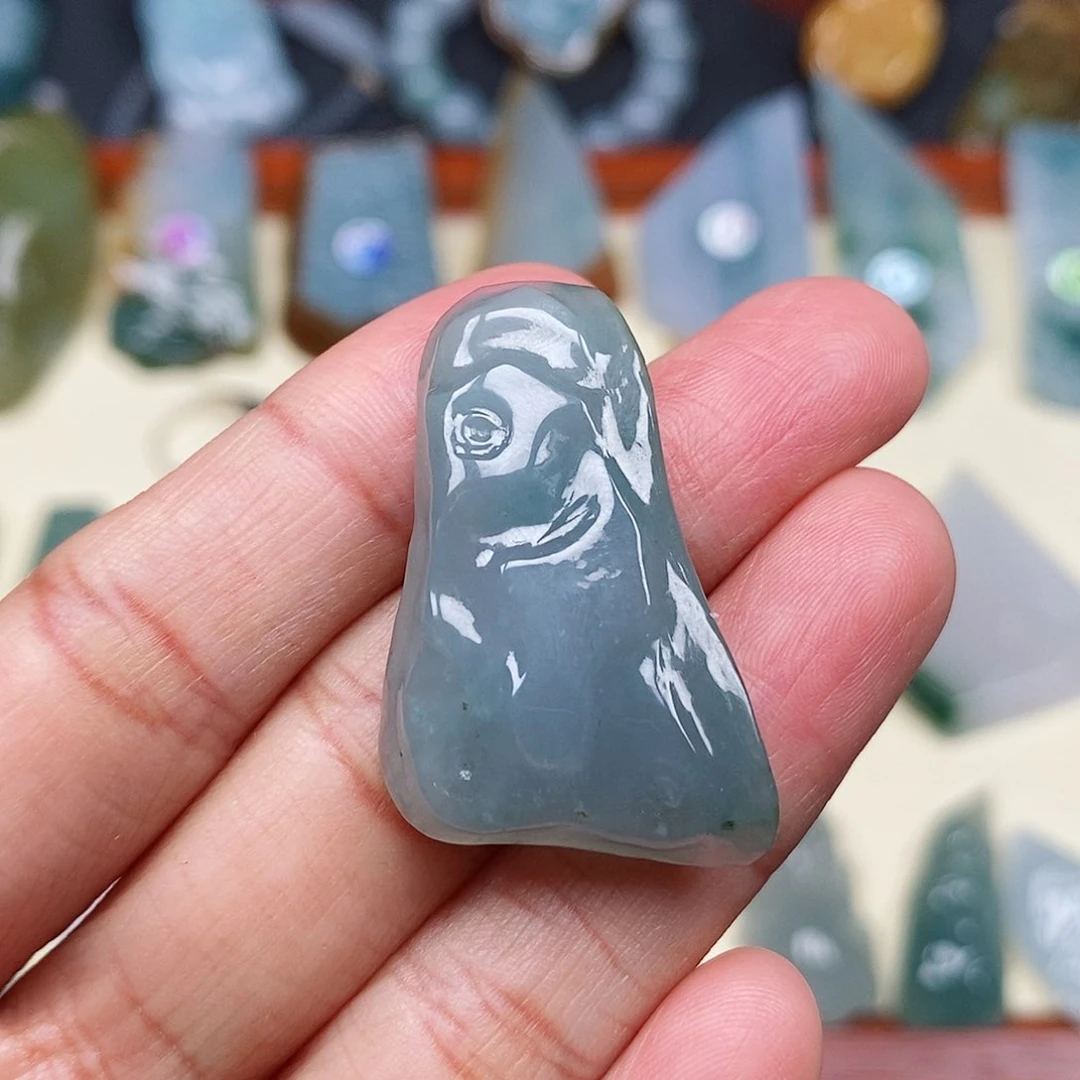 颈饰未镶嵌翡翠翡翠