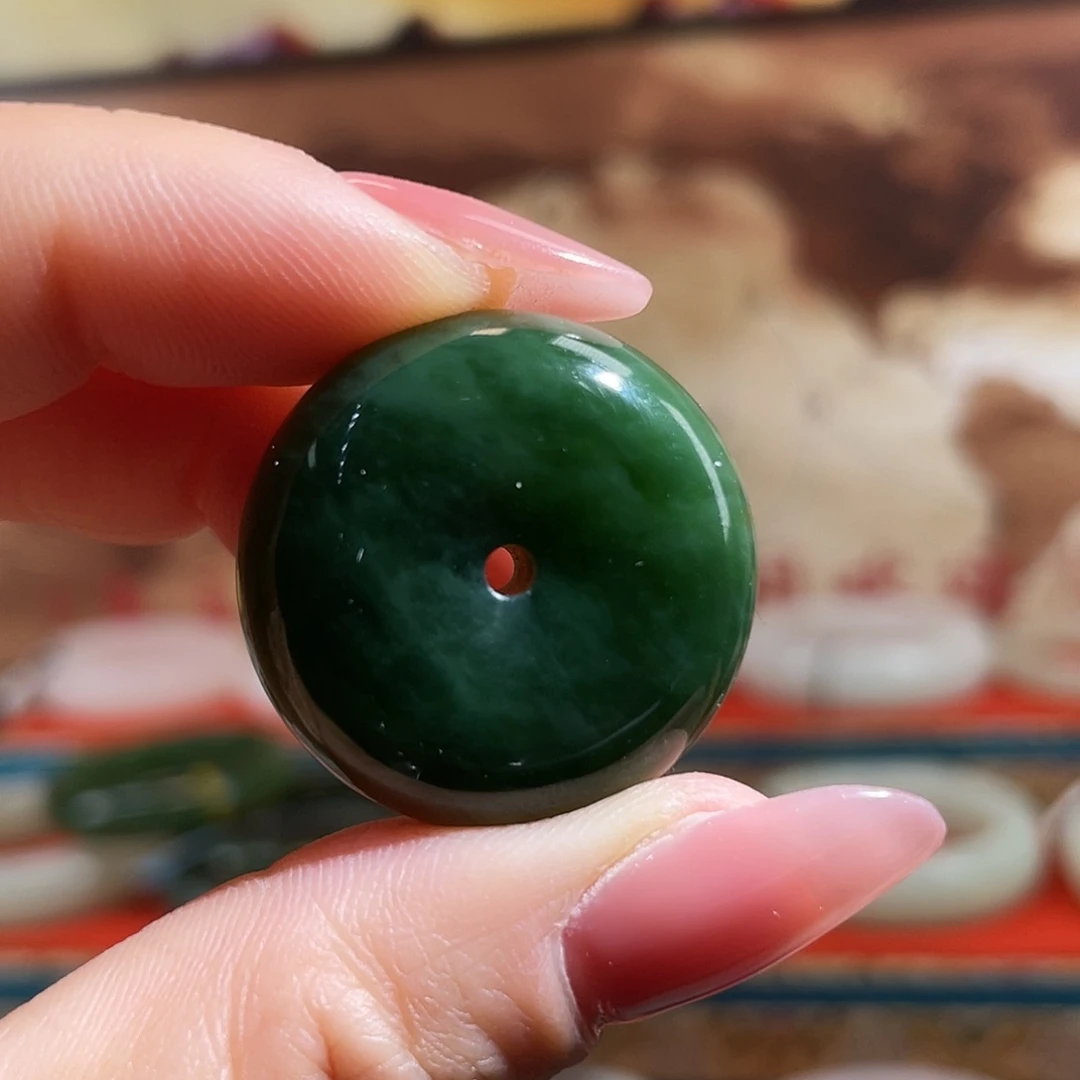 和田玉（碧玉）未镶嵌颈饰