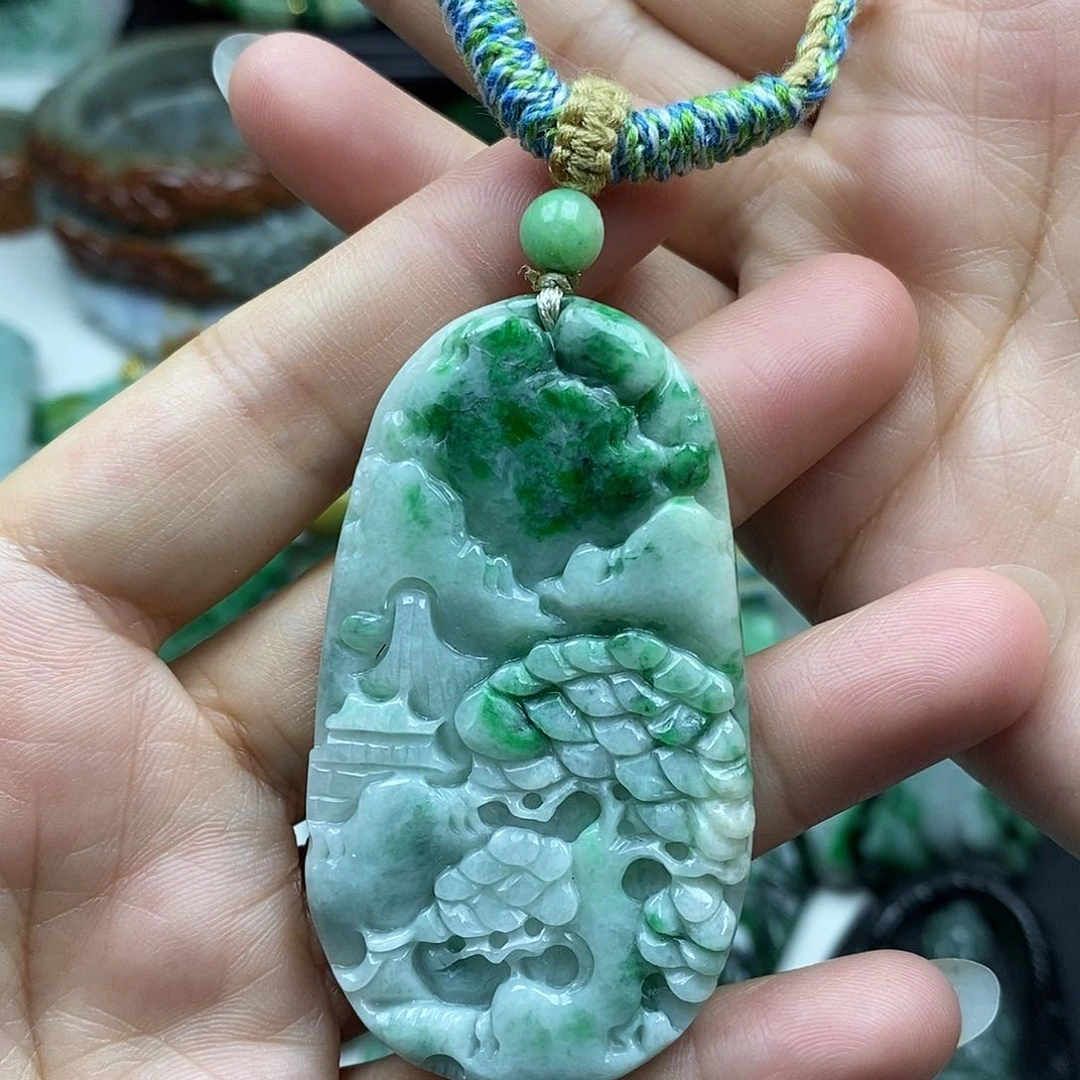 颈饰未镶嵌翡翠牌子