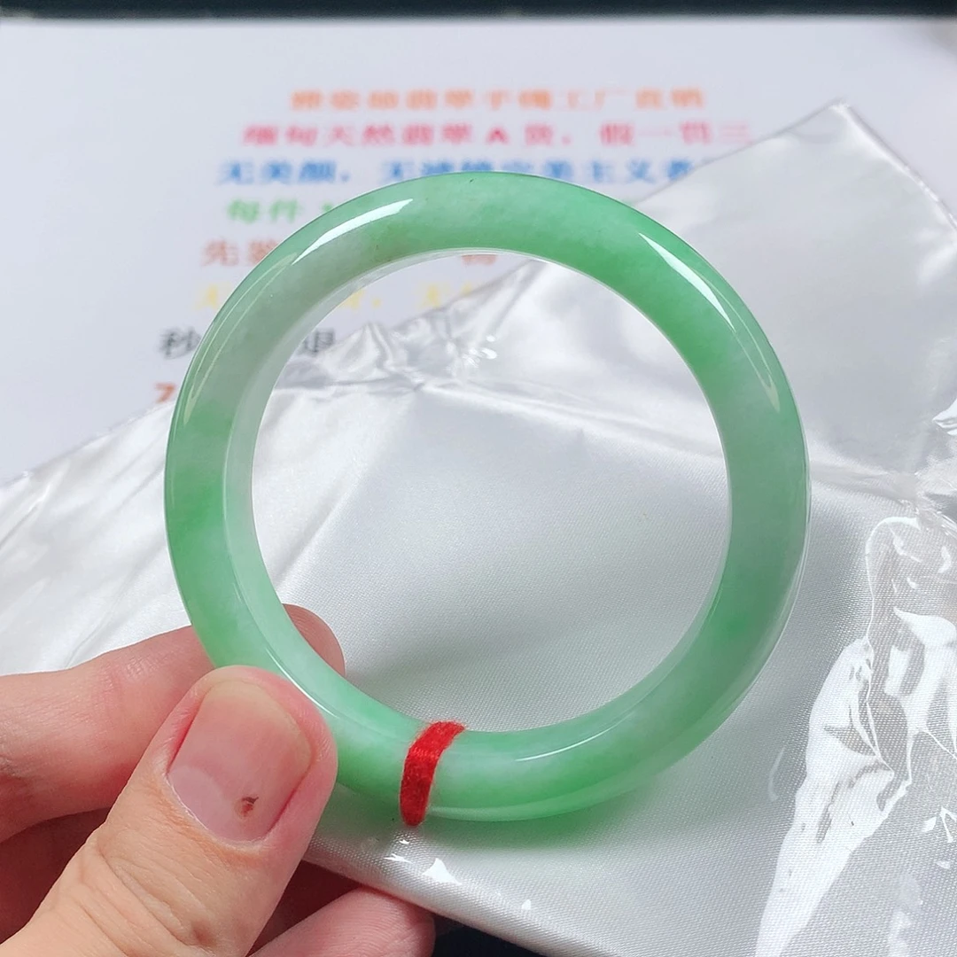 翡翠手镯未镶嵌翡翠手镯1818