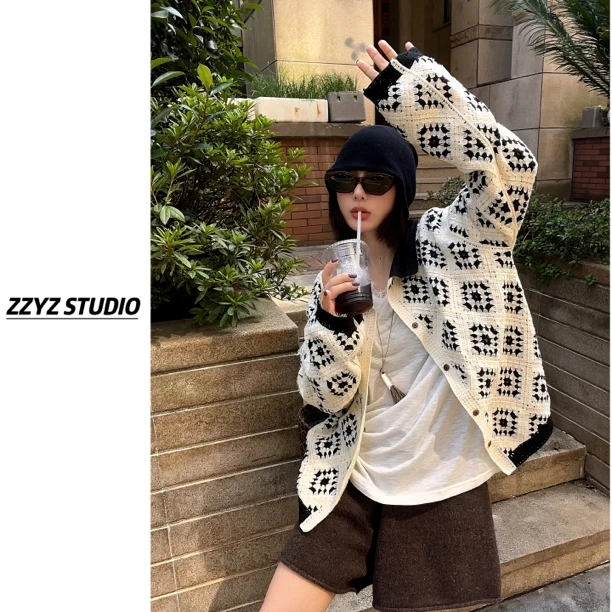 【ZZYZ】“菱格市集”小香风翻领拼色菱格外套韩版宽松钩花开衫上衣
