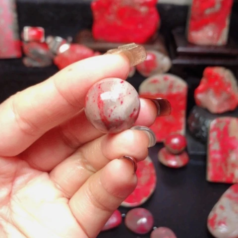 昌化鸡血石汇**雕昌化鸡血石挂件