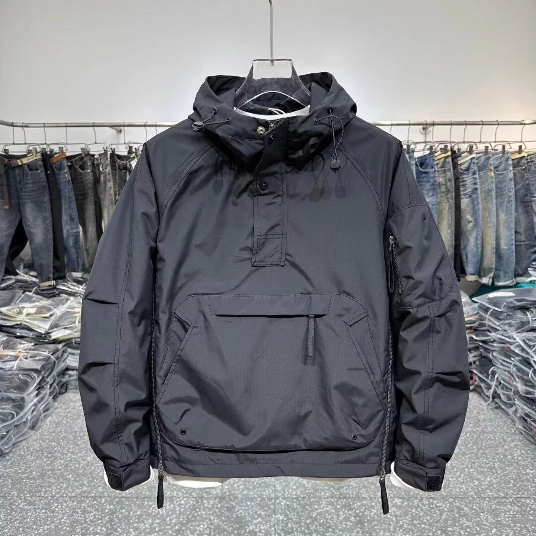 工装连帽冲锋衣男士宽松大兜日系半拉链套头休闲夹克外套男秋冬款