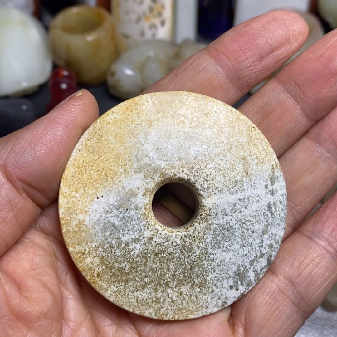 和田玉（糖玉）未镶嵌颈饰