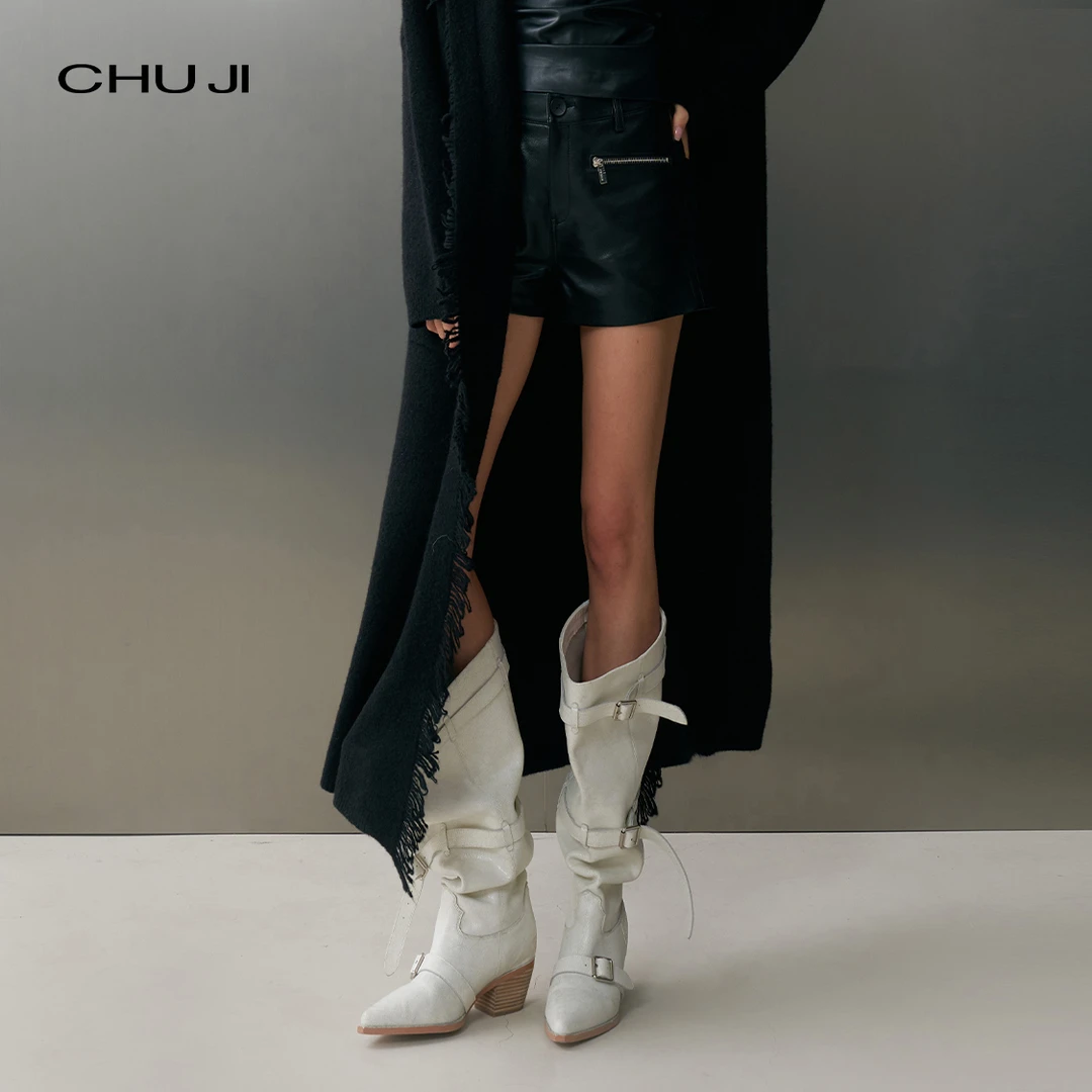 Chuji出迹秋冬PU蛋白皮短裤女2025新款直筒时髦百搭皮裤-E2M2779K