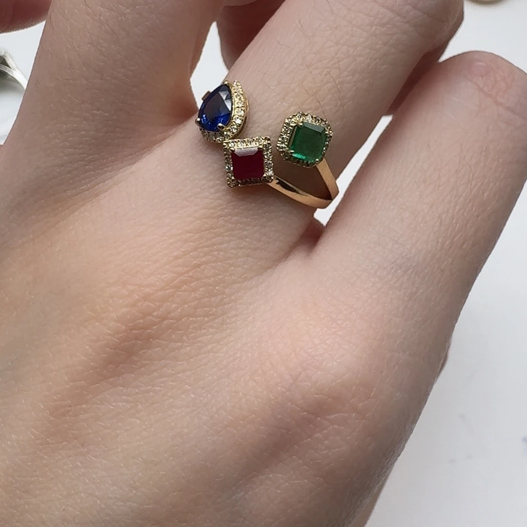 红宝石18K金镶嵌戒指