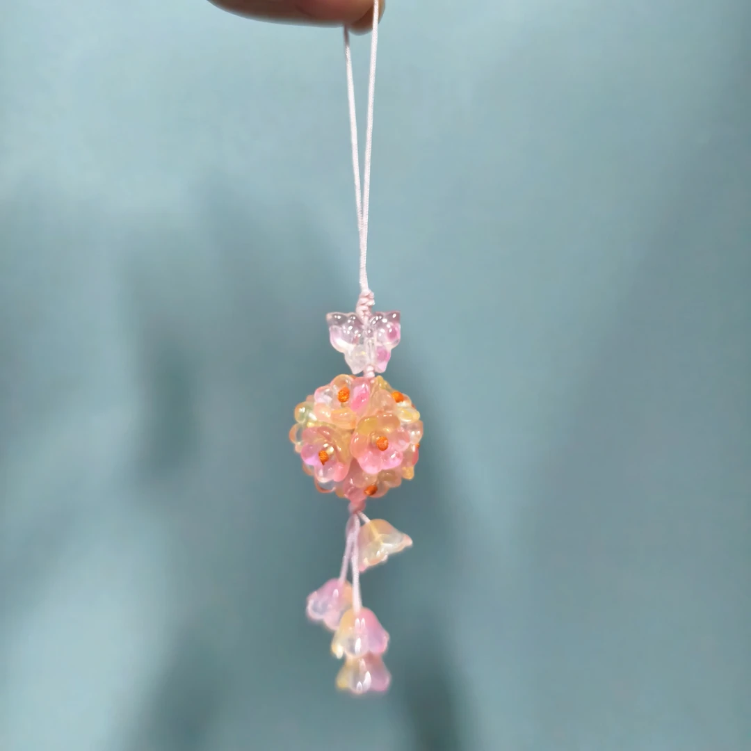 绳款黄粉色花团手机坠D929