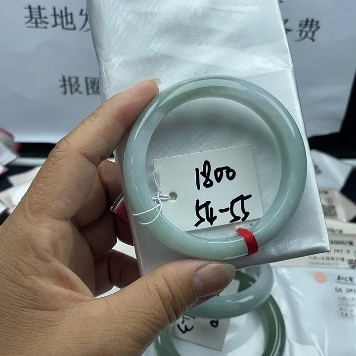 未镶嵌手镯翡翠翡翠手镯