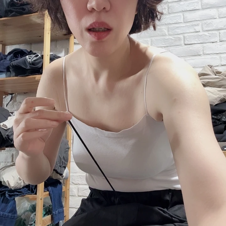 卓***尔羊皮（革）好喜欢你这首情歌