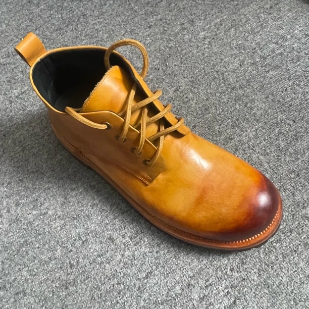 小代皮鞋精品皮鞋，固特异工艺，马丁靴