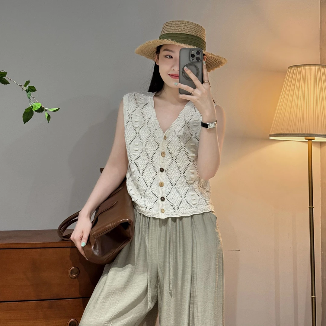 韩系百搭无袖蕾丝休闲气质通勤设计感镂空背心女-M25212397