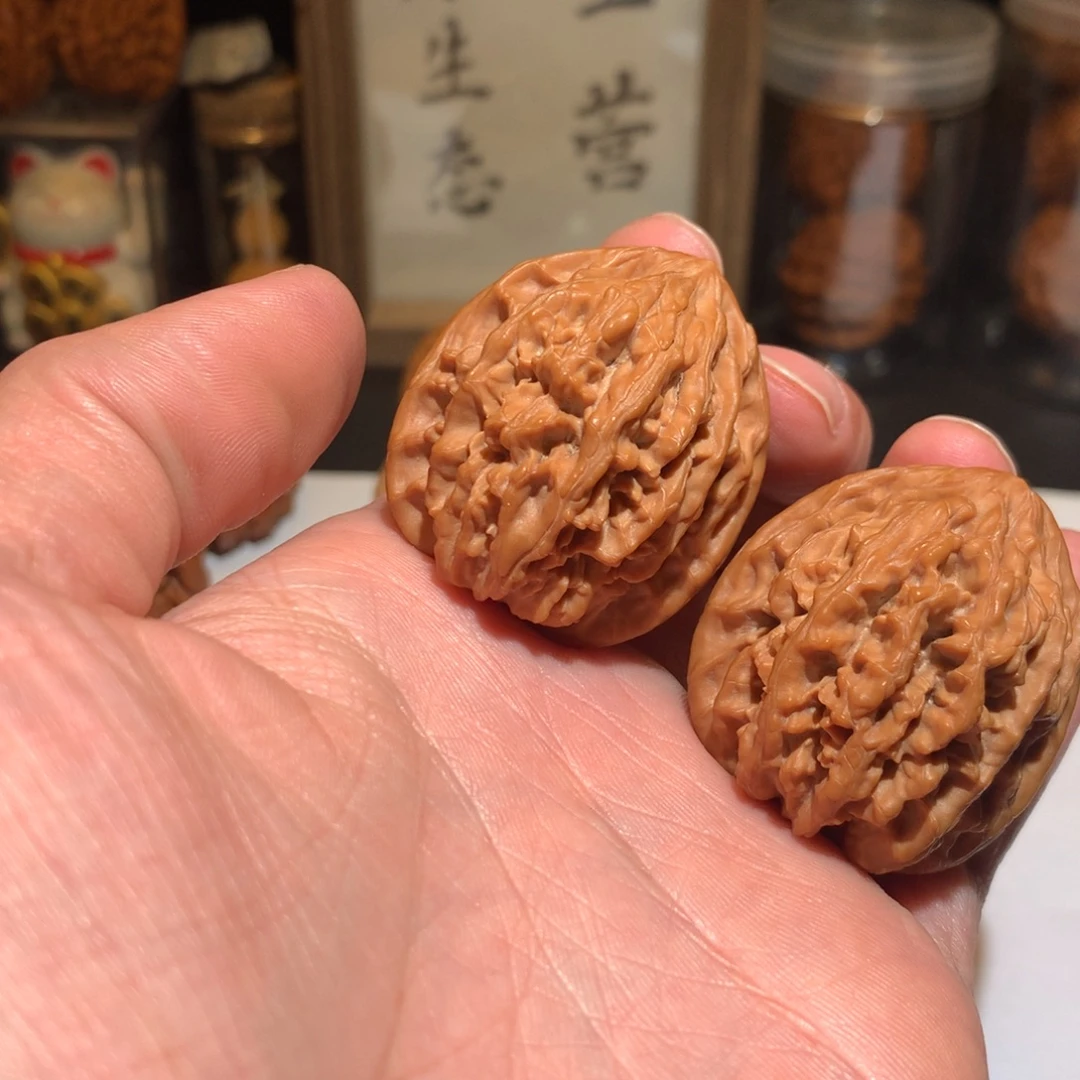 文玩核桃把件饕餮纹36