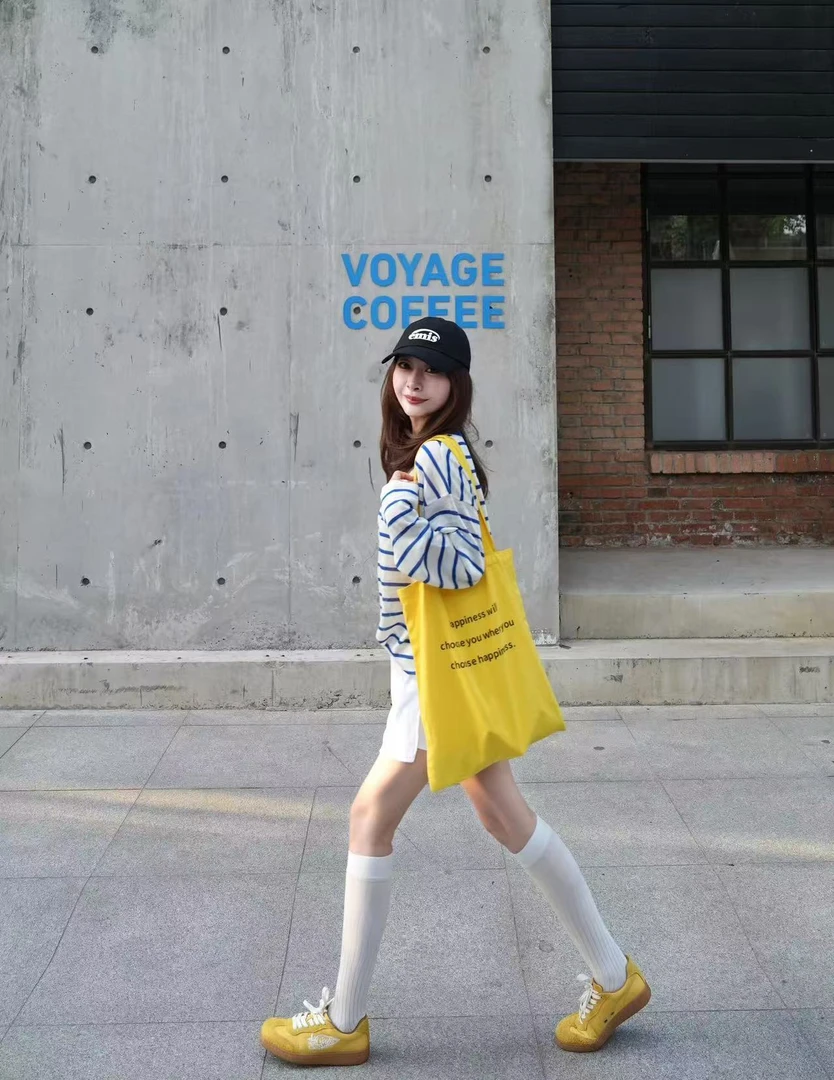 2025秋季新款韩系慵懒风蓝色条纹防晒罩衫长袖t恤百搭半裙套装