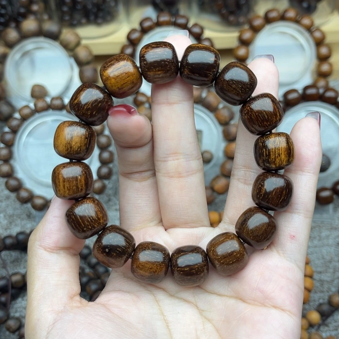 贡木巴布亚13/14微瑕疵