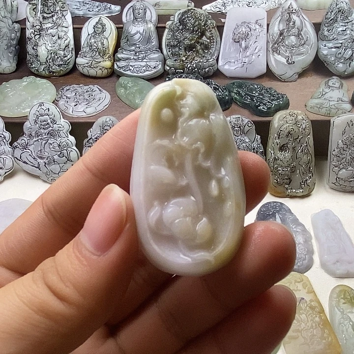 定制翡翠未镶嵌翡翠