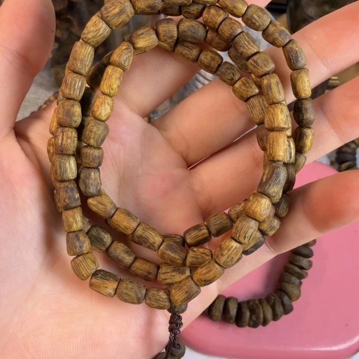 沉香碎屑沉香莺歌绿奇楠05随形多圈