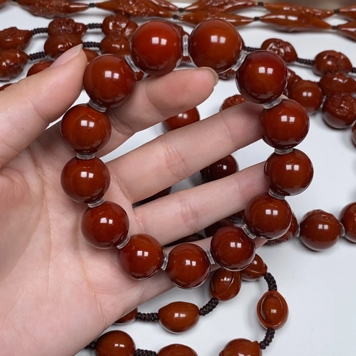 赋***予橄榄核雕刻工艺的发展