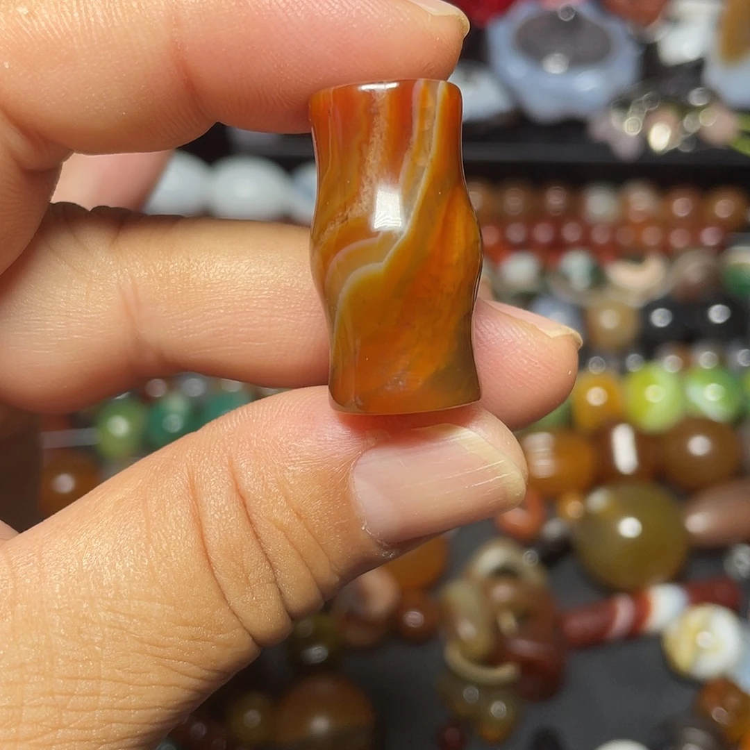 玛瑙/玉髓未镶嵌珠宝半成品老库存竹节