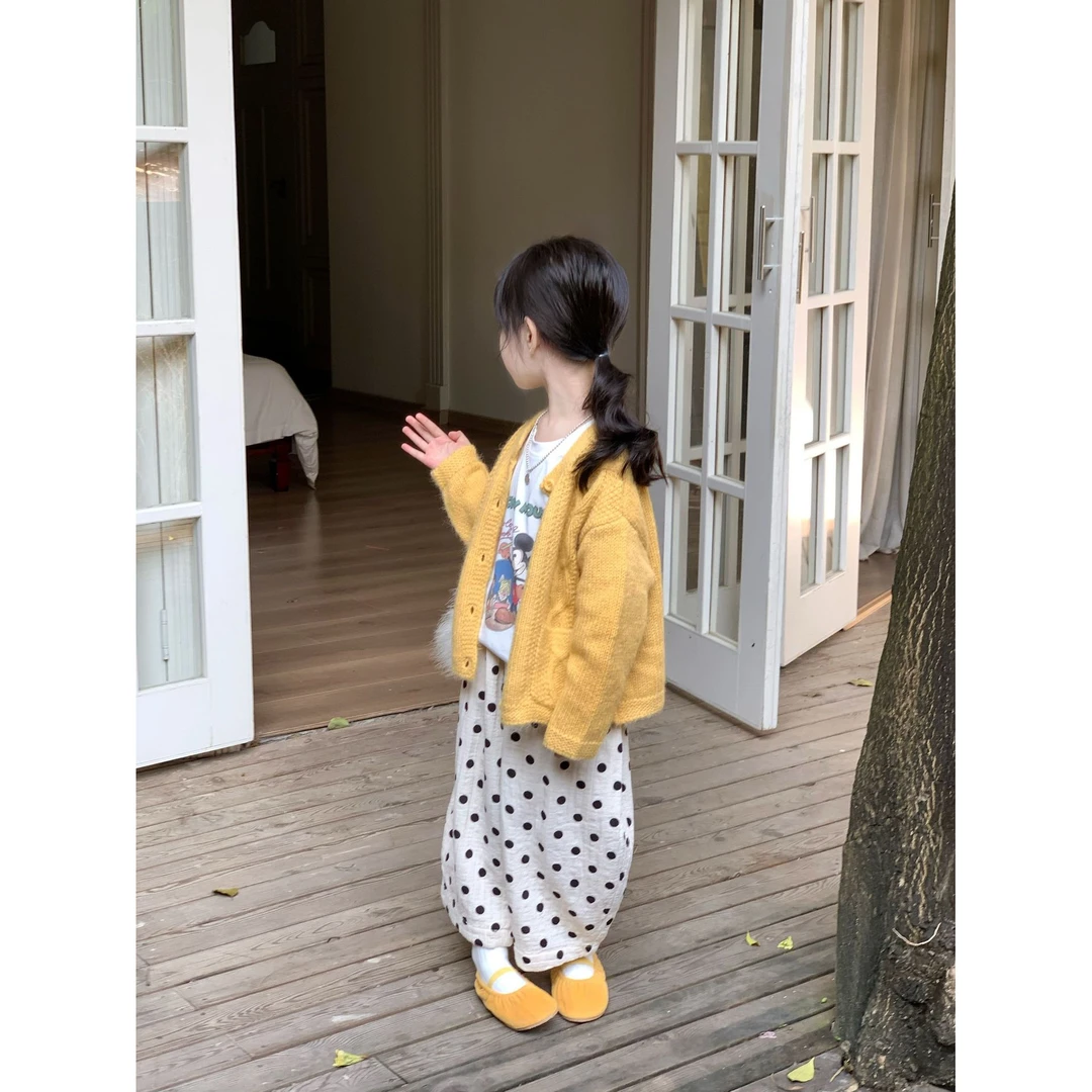 小粉象 ·2025女童秋款新款麻花毛衣开衫+印花卡通T+圆点裤套装