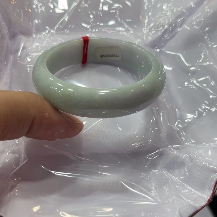 翡翠未镶嵌手镯缅甸翡翠 A 货手镯