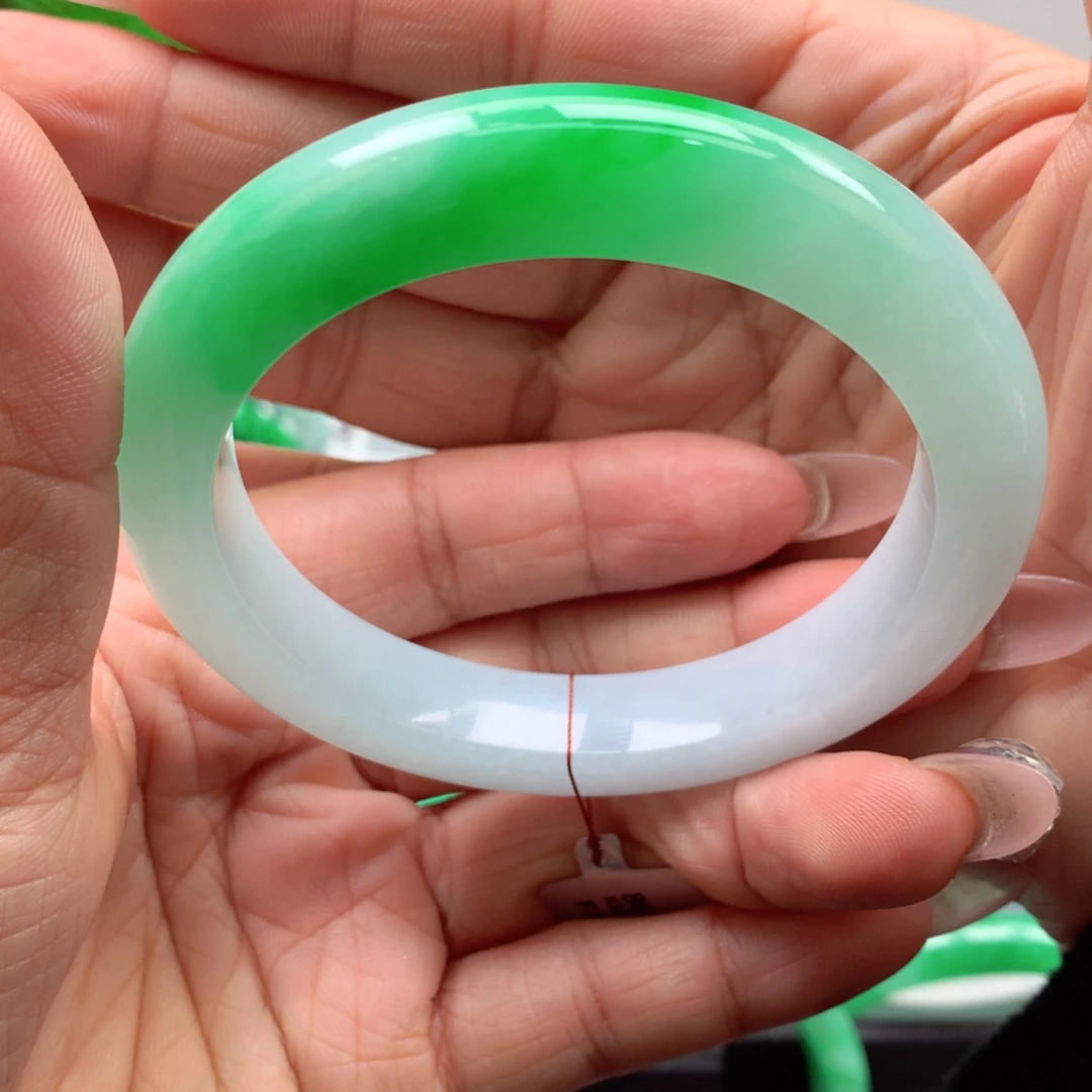 未镶嵌手镯翡翠取**难缅甸